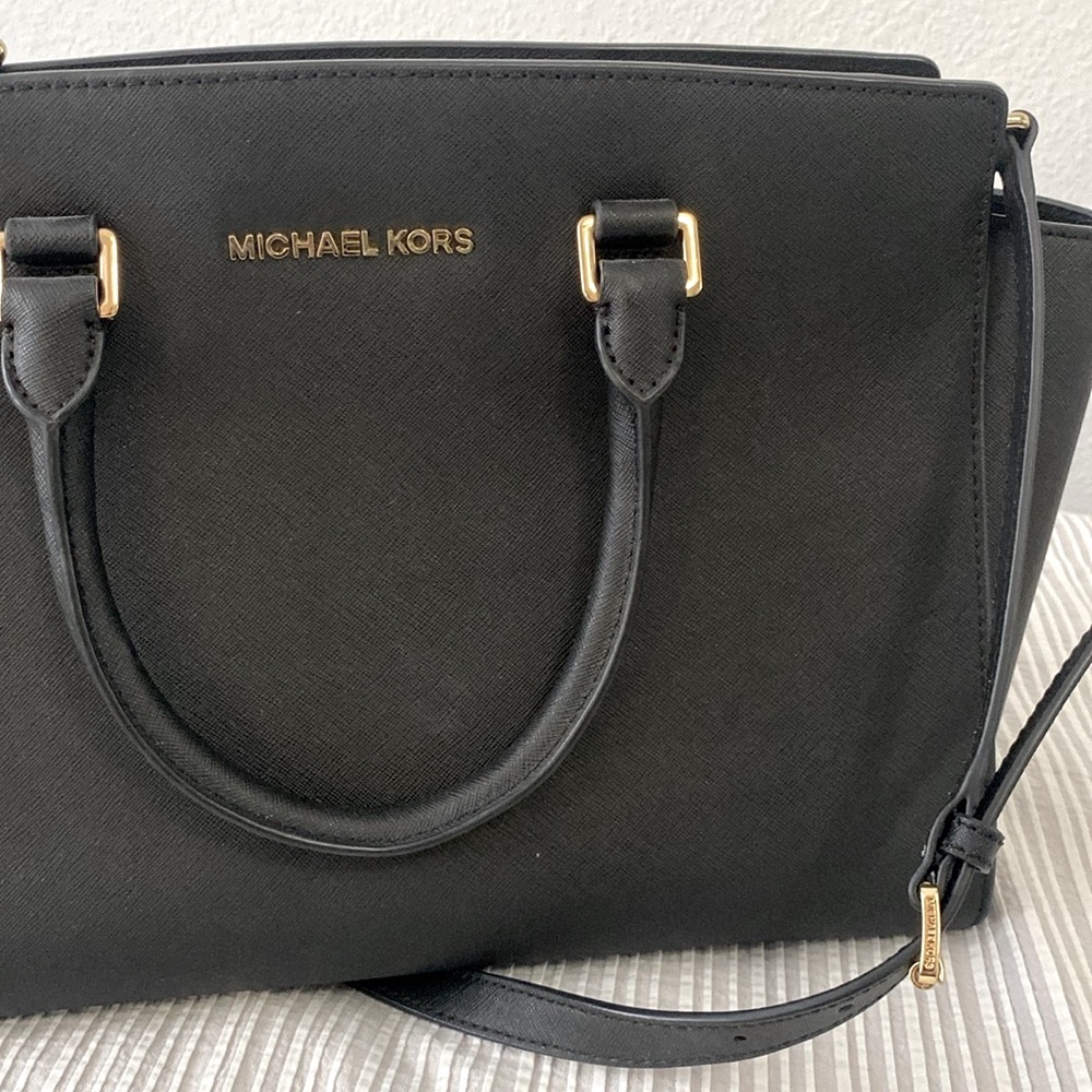 Michael Kors Black Saffiano Leather Large Selma Satchel - Picture 4 of 9